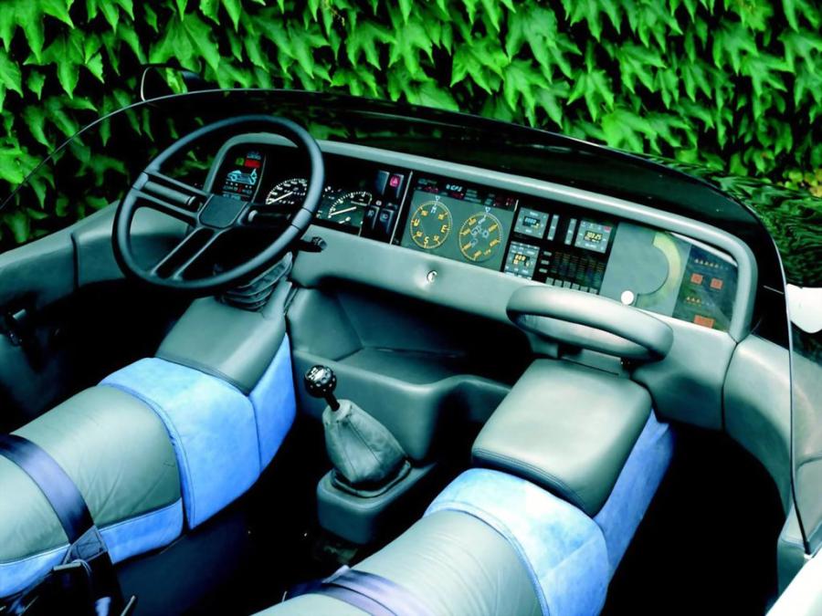 Торпедо Italdesign Machimoto Concept 1986 года  (фото 6 из 12)